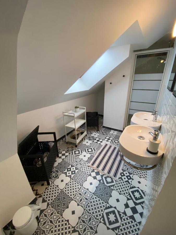 Appartement Hyper Centre Cathedrale Avec Parking Gratuit Amiens Exteriér fotografie